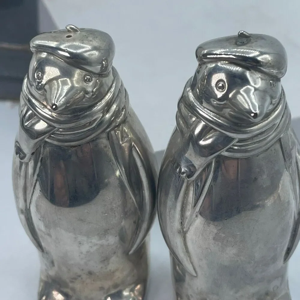 Vintage Towle silver -plated penguin salt n pepper shakers.